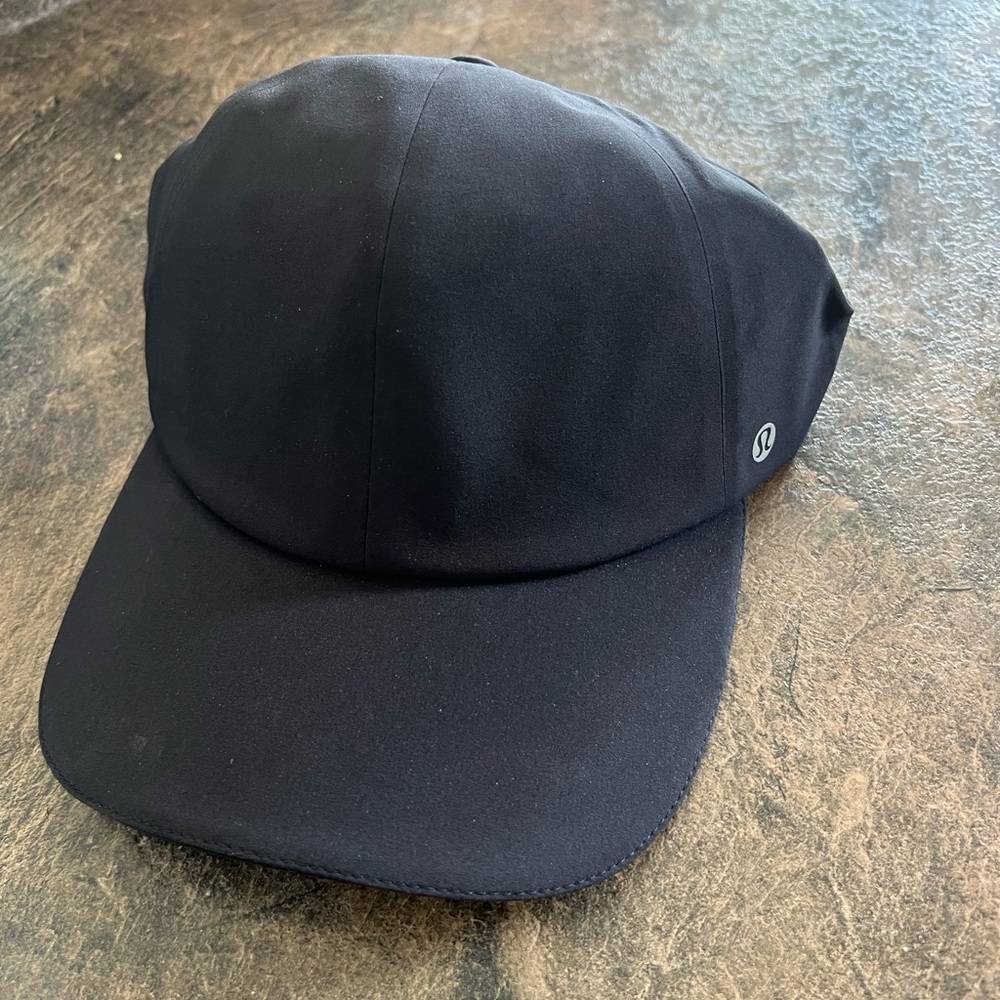 lululemon athletica Men's Dark Navy Hat